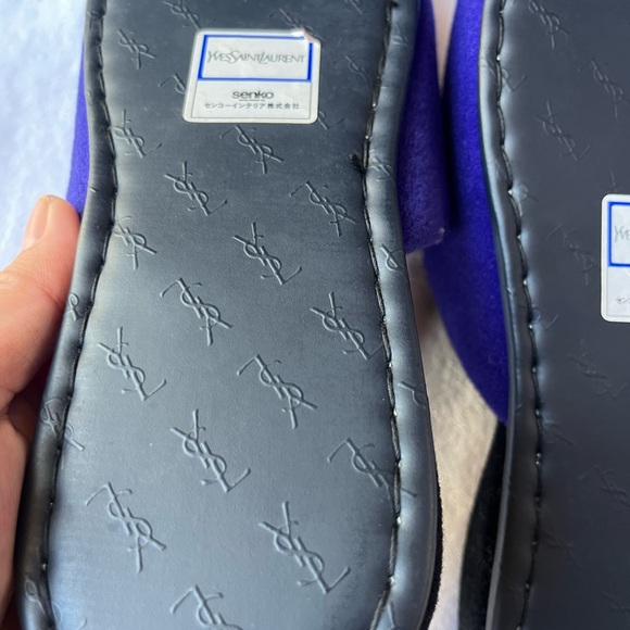 YSL INDOOR / BATHROOM SLIPPERS (PRICE FIRM) - Picture 4 of 7